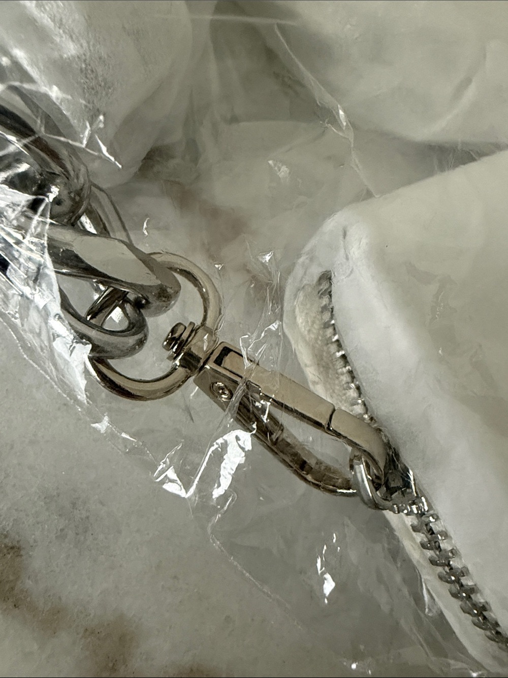 Sante Grace White Mini Card Holder with Thick Silver-Tone Chain Strap-New🤍⛓️ - Picture 5 of 5